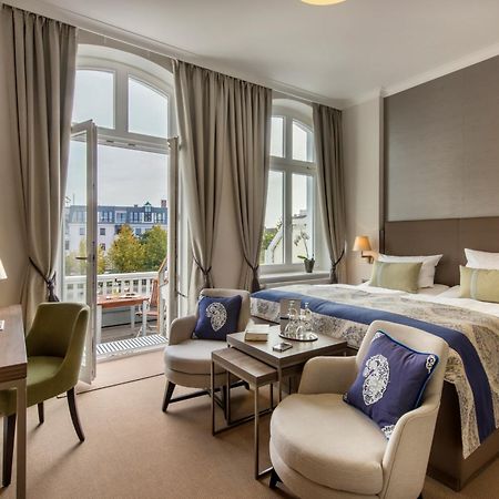 Hotel Am Leuchtturm Rostock Bagian luar foto