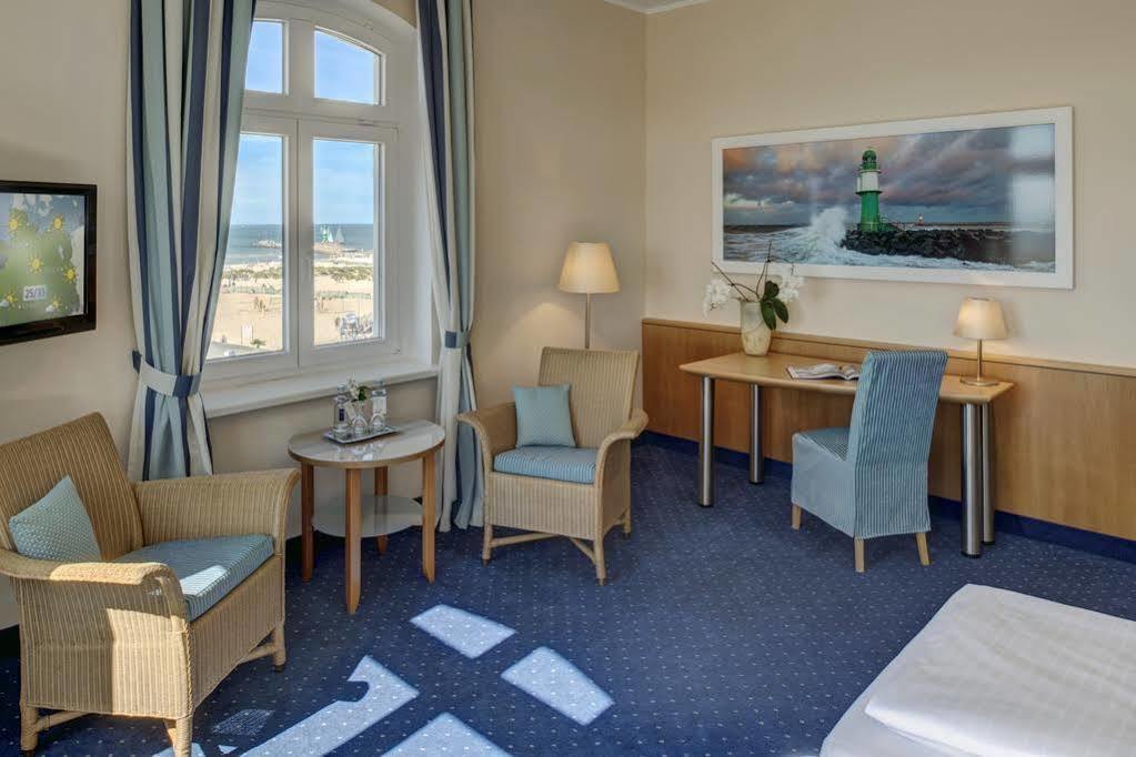 Hotel Am Leuchtturm Rostock Bagian luar foto