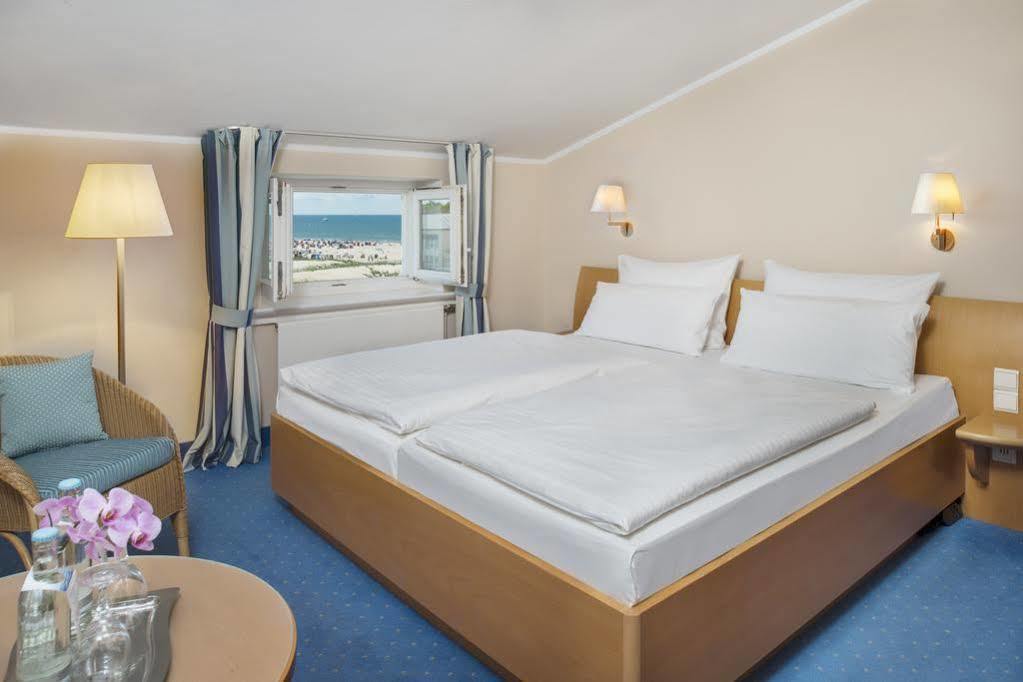 Hotel Am Leuchtturm Rostock Bagian luar foto